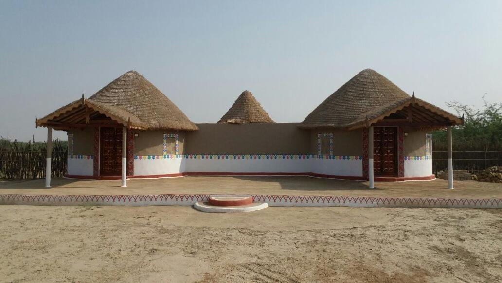 Banni Village Resort - Rann Of Kutch Bherandiāla Zewnętrze zdjęcie
