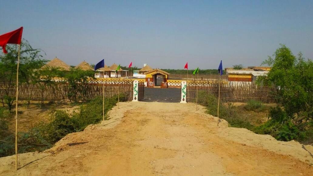 Banni Village Resort - Rann Of Kutch Bherandiāla Zewnętrze zdjęcie
