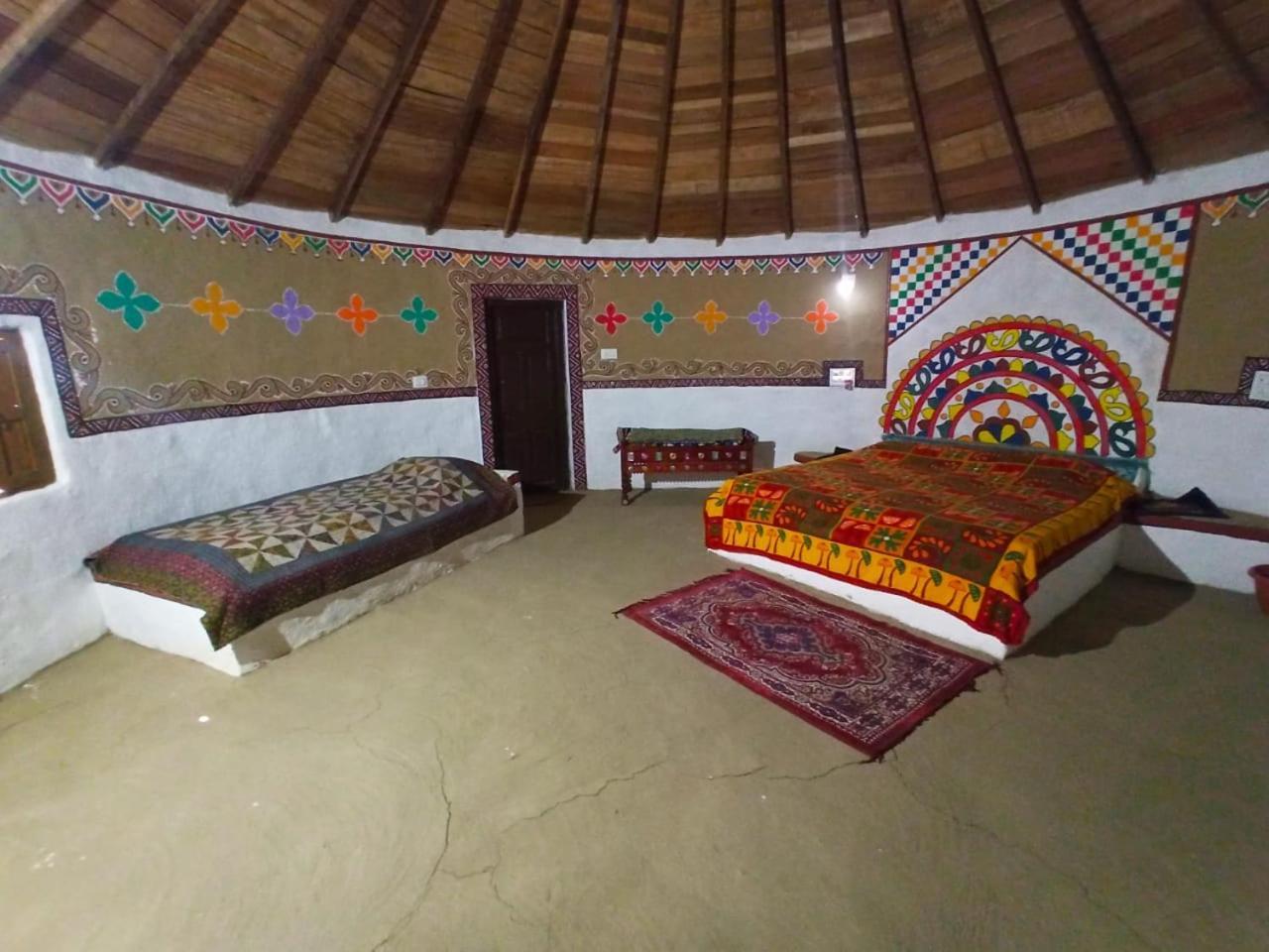 Banni Village Resort - Rann Of Kutch Bherandiāla Zewnętrze zdjęcie